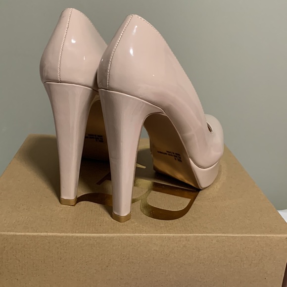 Charlotte Russe Nude Heels - Picture 5 of 7